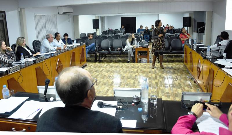 Profissionais do CAPS explanam sobre serviços realizados em Laranjeiras do Sul